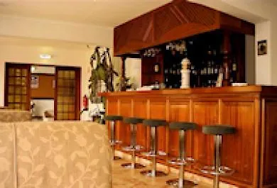 Hotel Residencial Salema 3*,