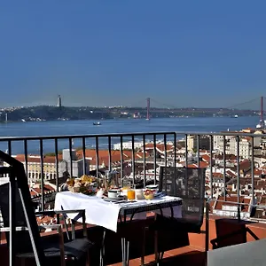 solar-dos-mouros.hotels-lisbon-portugal.com/
