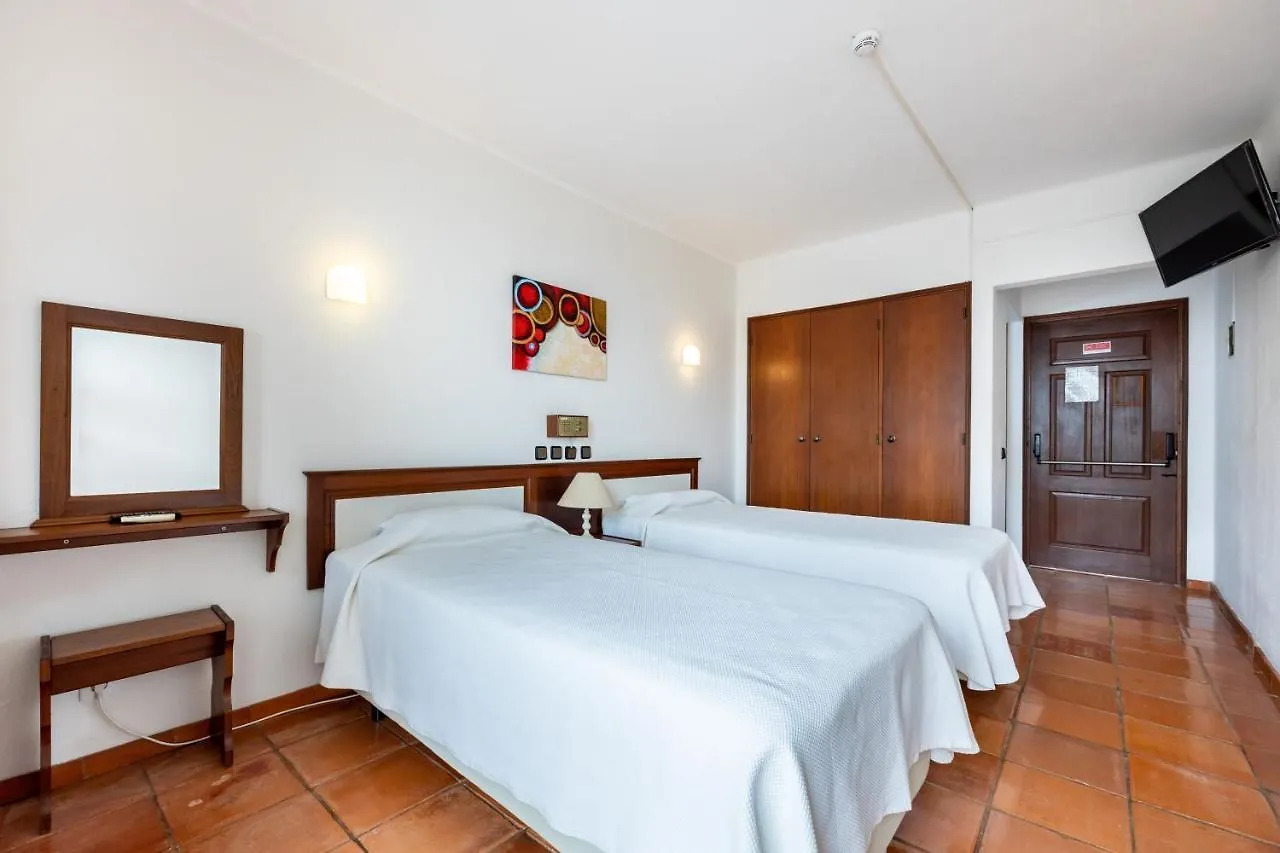 Hotel Residencial Salema 3*,  Portugal